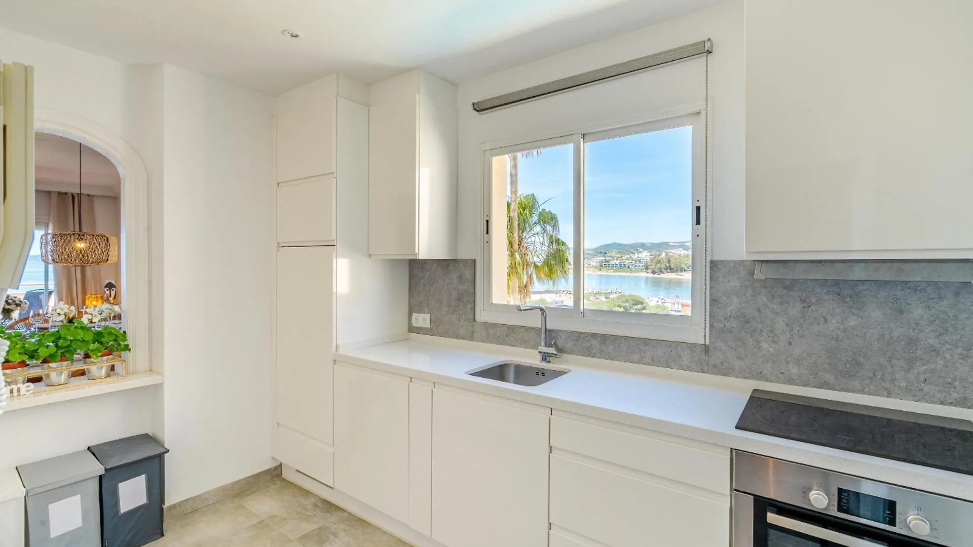 Apartment 39 Front Row Panoramic Sea View Estepona Spain