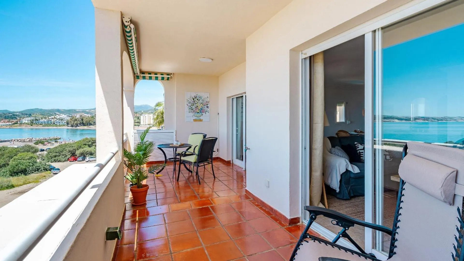 39 Front Row Panoramic Sea View Estepona 0*,